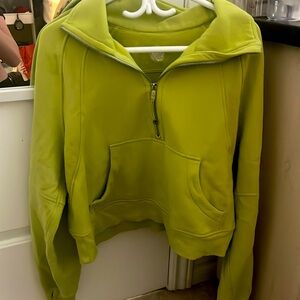 Lululemon Scuba Size 4 (Worn Once)